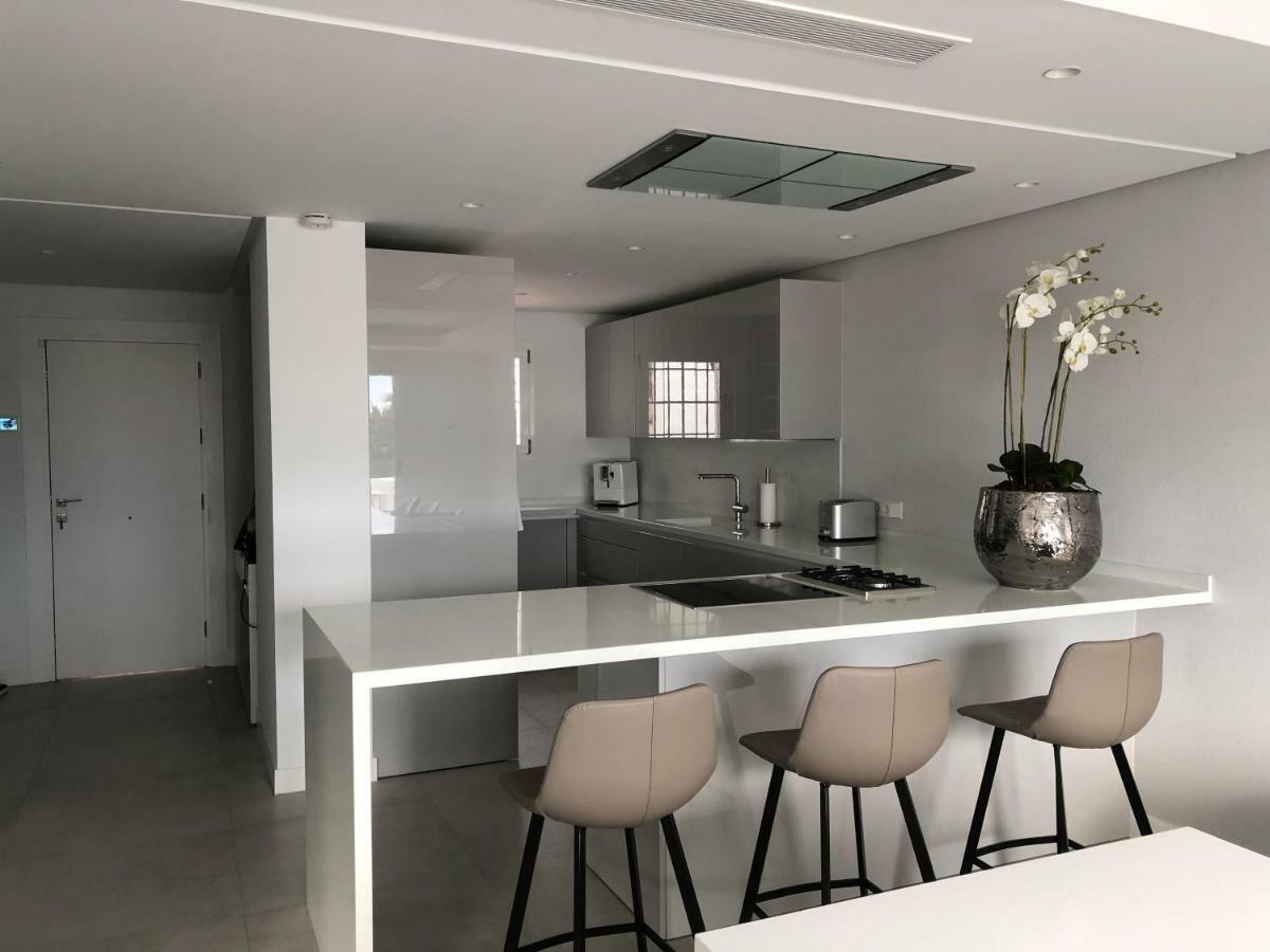 Modern Apartment Puente Romano Marbella Dış mekan fotoğraf