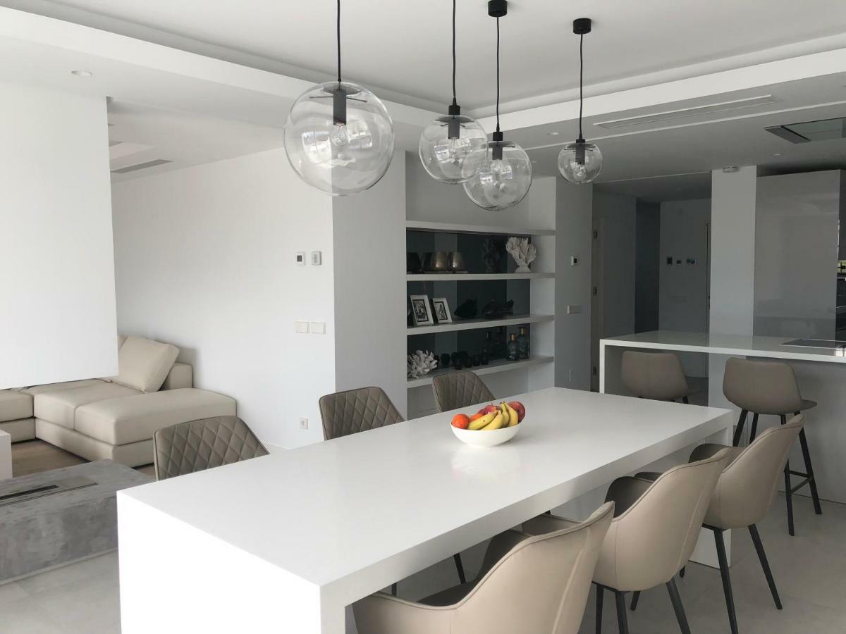 Modern Apartment Puente Romano Marbella Dış mekan fotoğraf